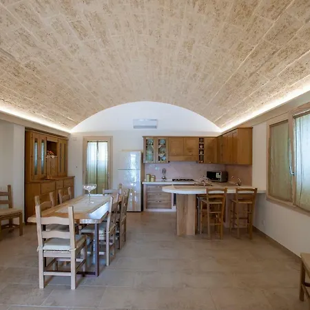 La Chicca 1910 Villa Corsano (Apulia)